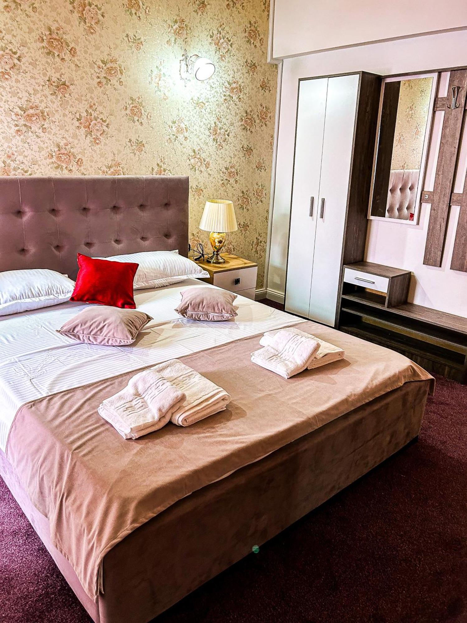 Hotel Boutique Casa Vermont Букурещ Екстериор снимка